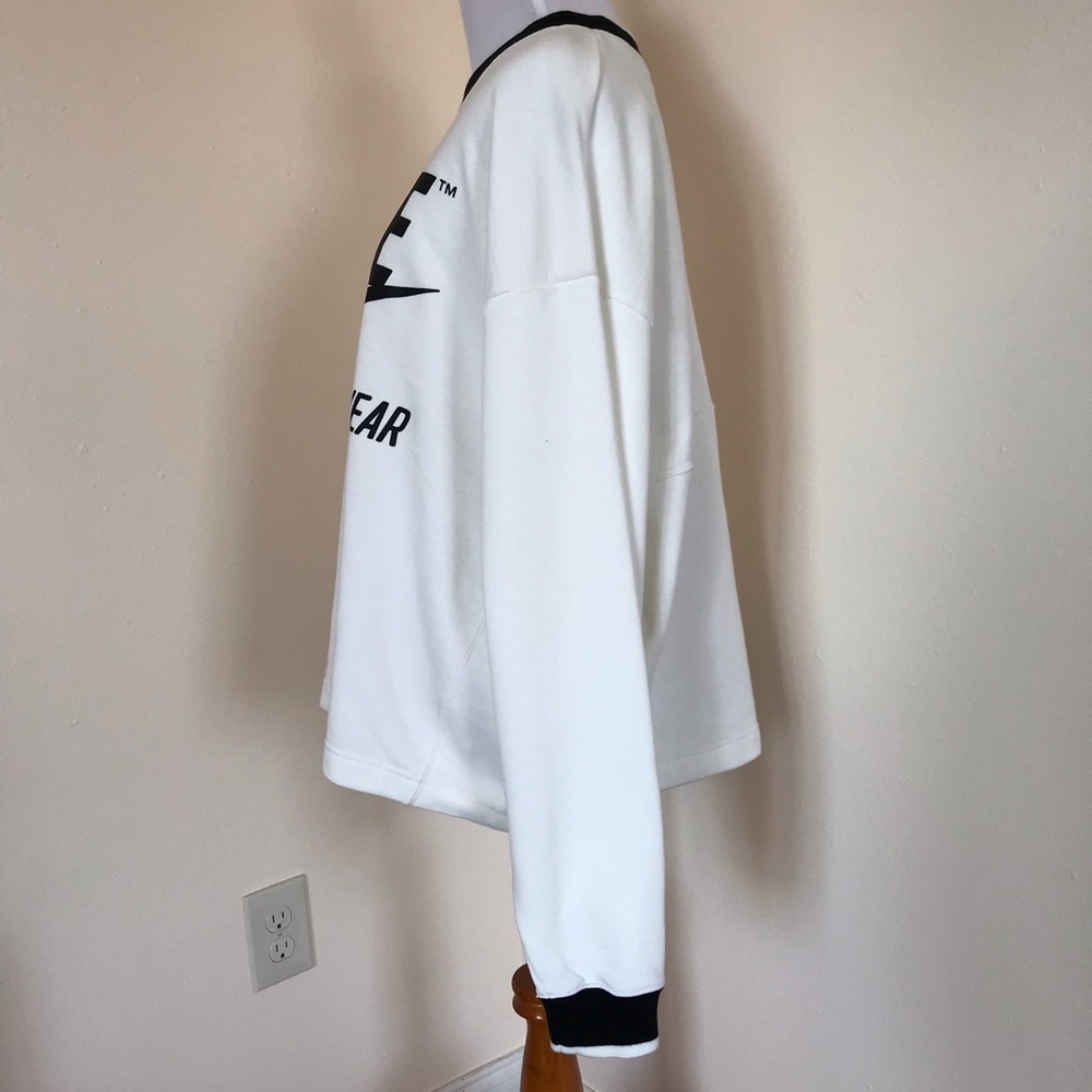 NWT Nike Women’s Sportswear Archive Crew Neck - Picture 6 of 8